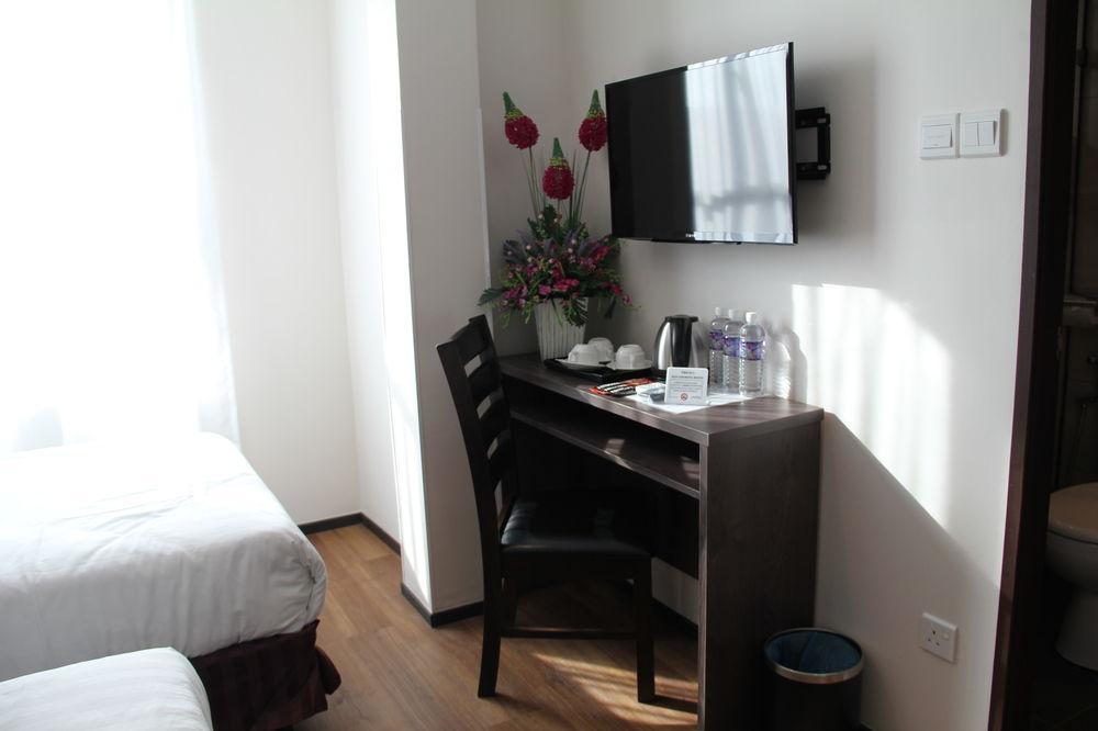KL Hotel Labuan Buitenkant foto