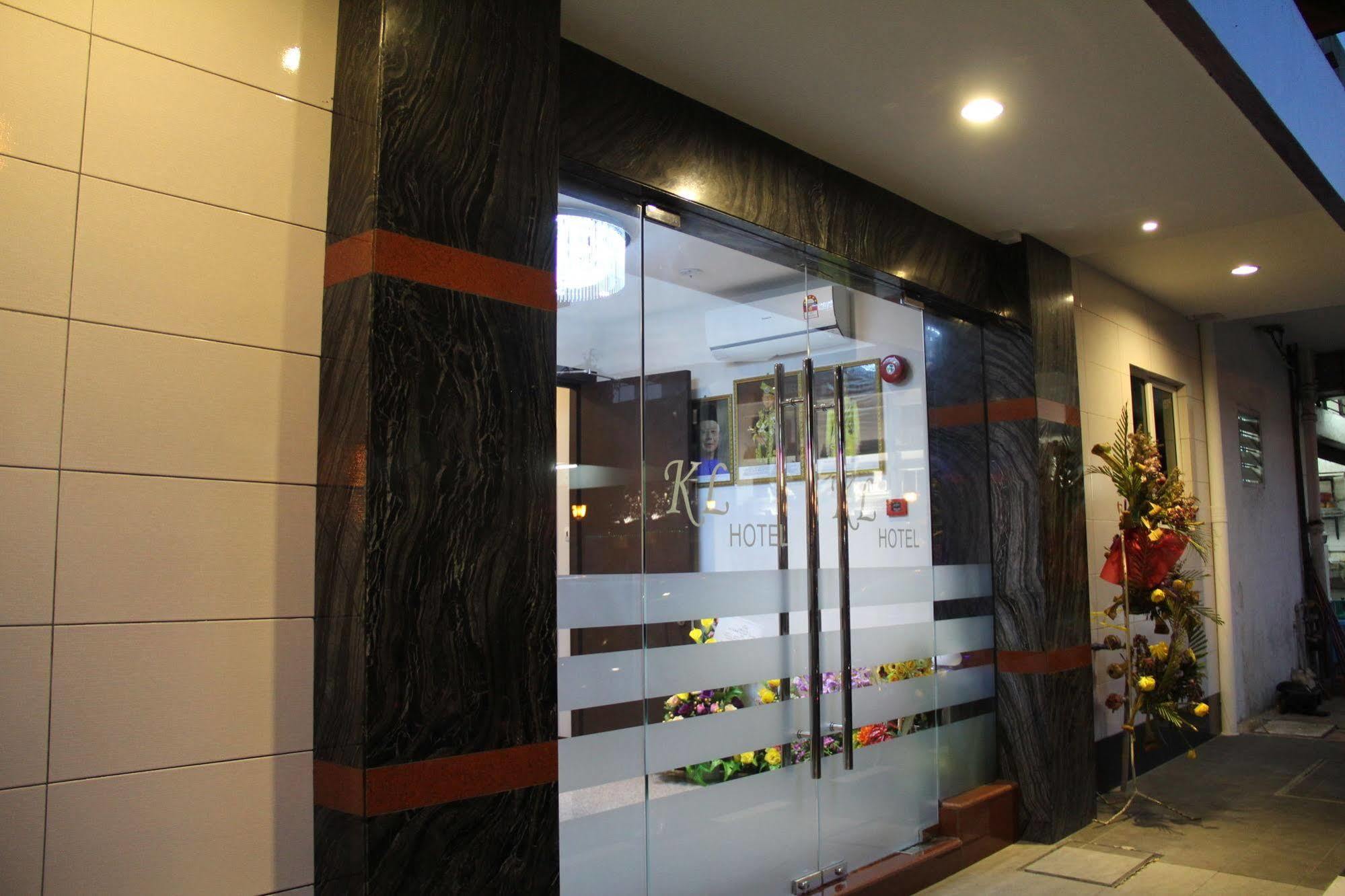 KL Hotel Labuan Buitenkant foto